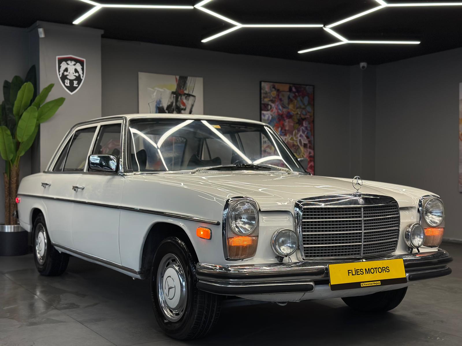 1973 MODEL MERCEDES 200 20'BİN KM OTOMATİK
